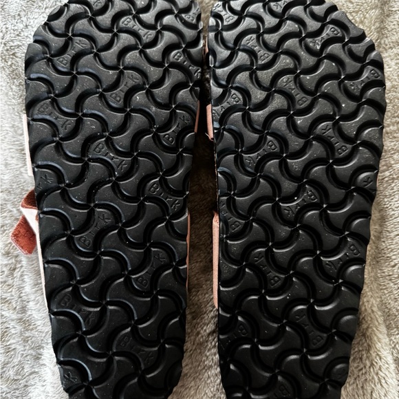 Birkenstock Mauve Footbed Sandals ; Only worn twice; Sz 39/8.5 - Picture 4 of 5